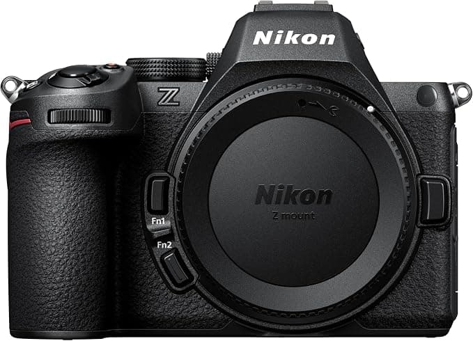 Nikon Z5 II — cuerpo negro, modelo USA